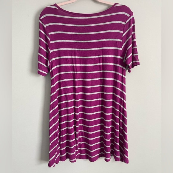 Bright Purple and Gray Striped Lularoe Perfect T-Shirt - Picture 4 of 7